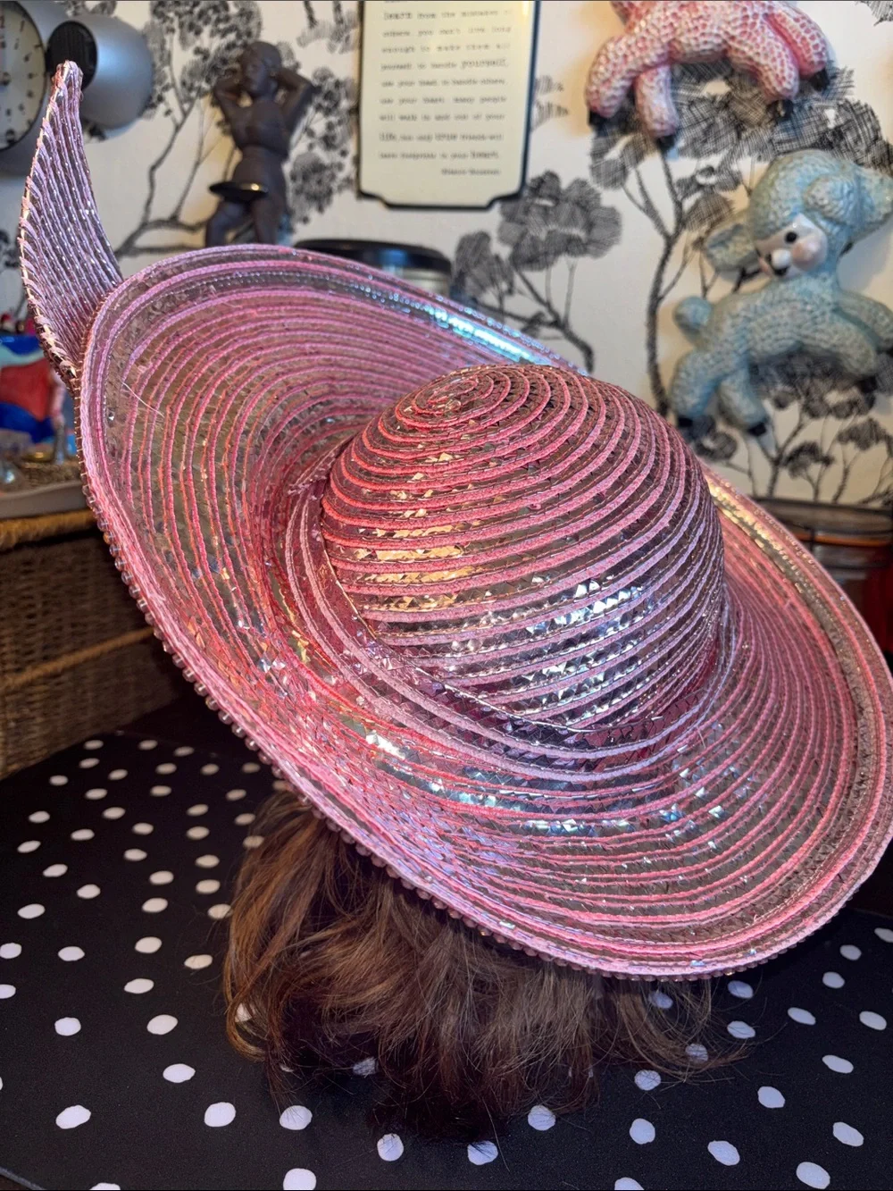 EUC VINTAGE Jack McConnell shiny pink Rhinestone elaborate church Derby hat.